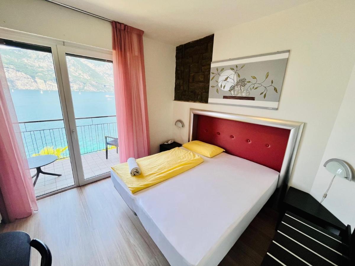 Carmen Hotel 3*