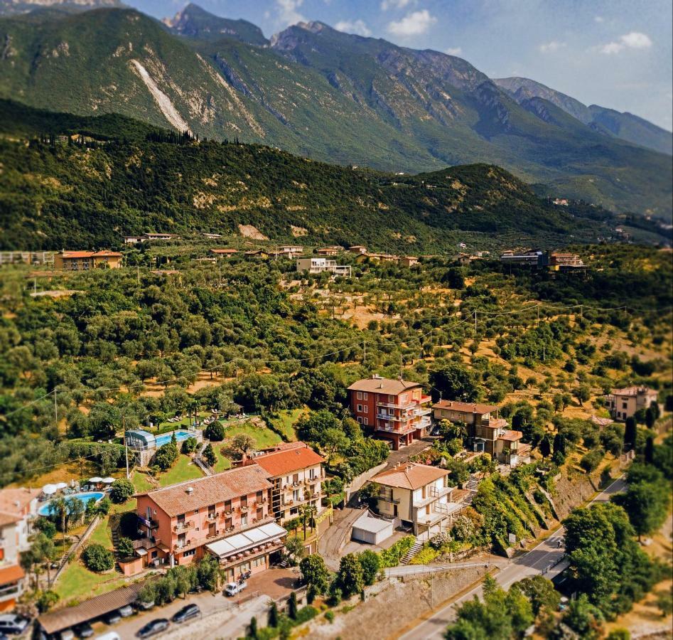 Hotel Carmen 3*