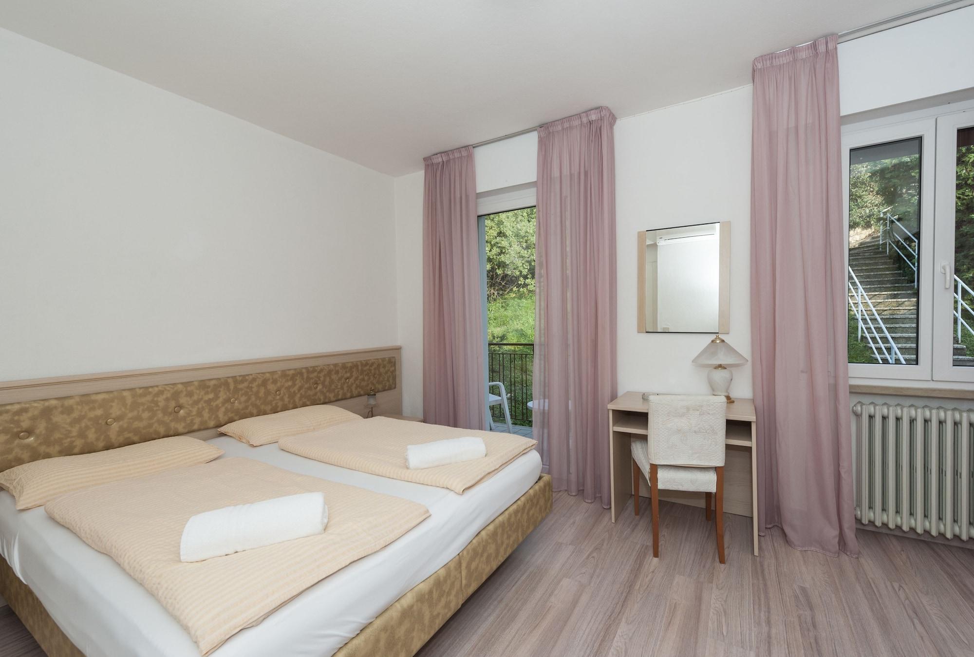 Hotel Carmen